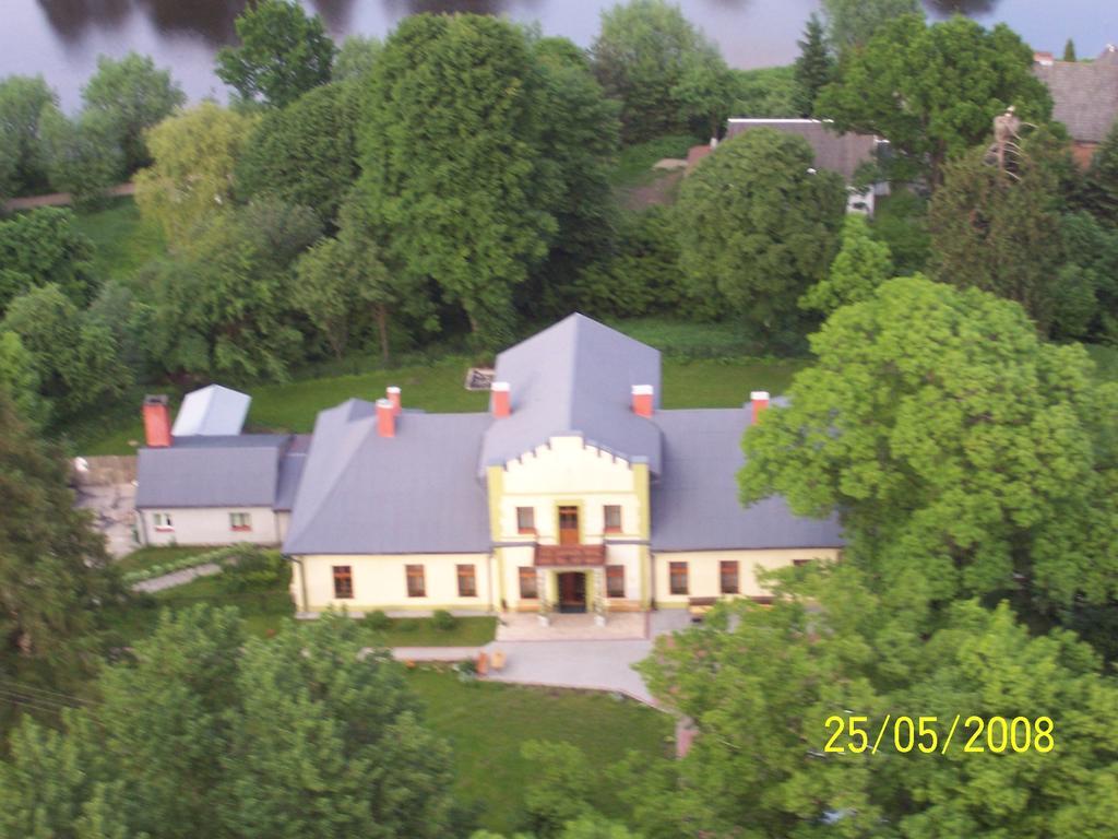 Dworek Mlynarza Затор Екстер'єр фото